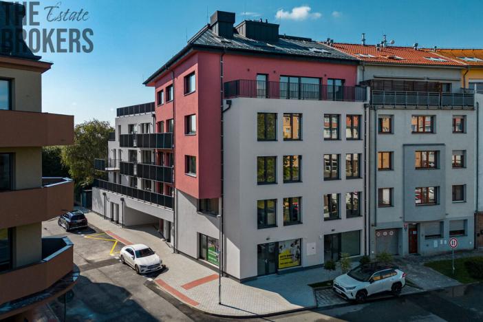 Prodej bytu 3+kk, Praha - Suchdol, U hotelu, 174 m2