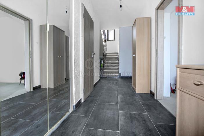 Prodej rodinného domu, Tlučná, Ke Koupališti, 180 m2