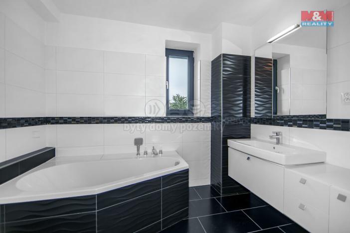 Prodej rodinného domu, Tlučná, Ke Koupališti, 180 m2