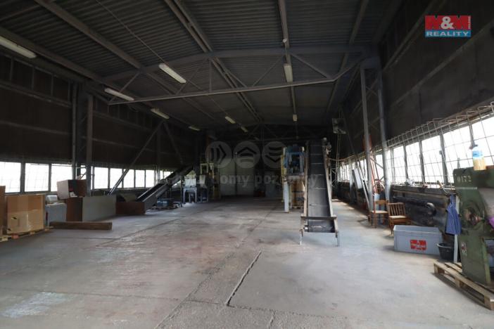 Prodej obchodního prostoru, Kadaň - Prunéřov, 2760 m2