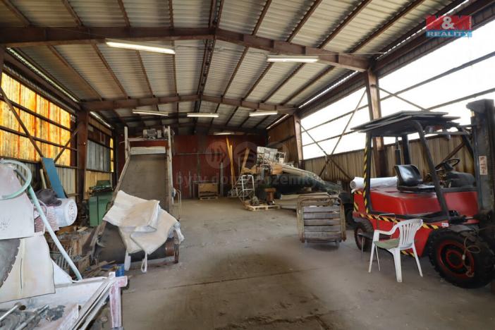 Prodej obchodního prostoru, Kadaň - Prunéřov, 2760 m2