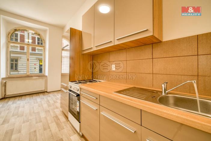 Prodej bytu 2+1, Plzeň - Jižní Předměstí, Kardinála Berana, 90 m2