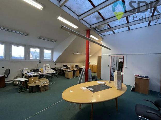 Prodej komerčního pozemku, Kroměříž, Štěchovice, 1000 m2