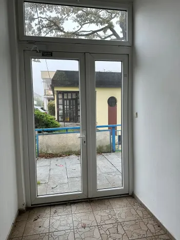 Pronájem komerční nemovitosti, Děčín, Lesní cesta, 230 m2