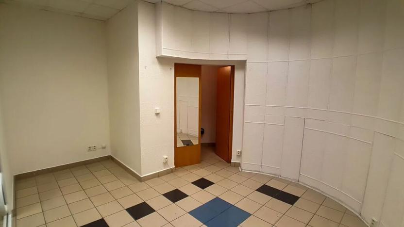 Pronájem kanceláře, Frýdek-Místek, tř. T. G. Masaryka, 21 m2