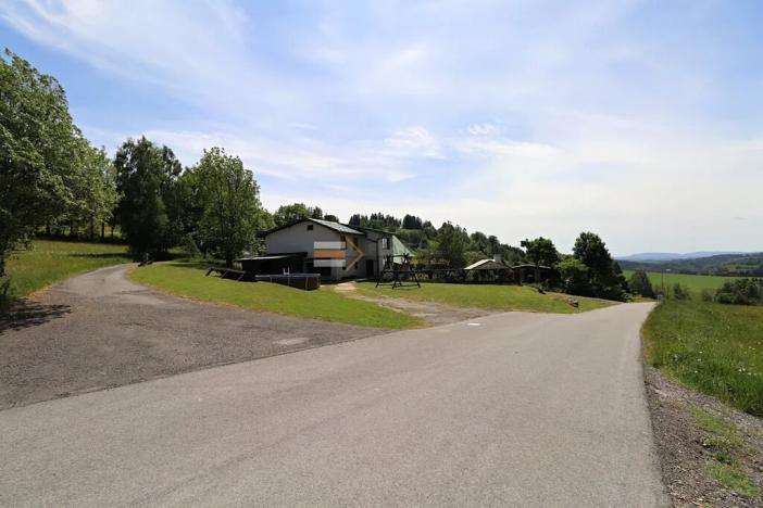 Prodej rodinného domu, Benecko, 221 m2