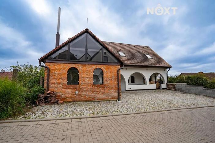Prodej rodinného domu, Mutěnice, 450 m2