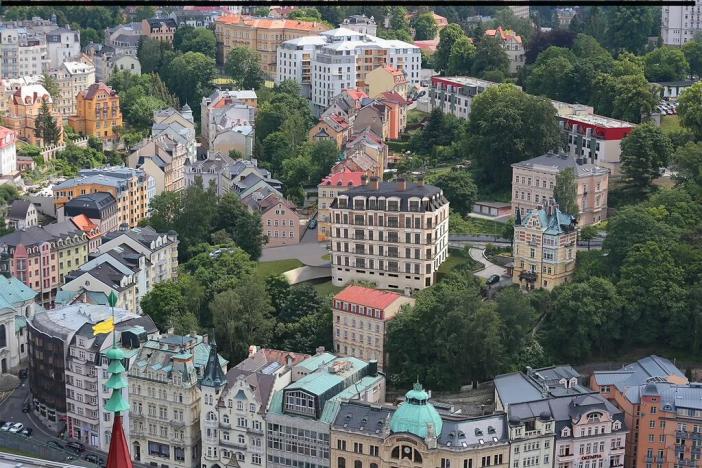 Prodej komerčního pozemku, Karlovy Vary, Hálkův vrch, 1340 m2