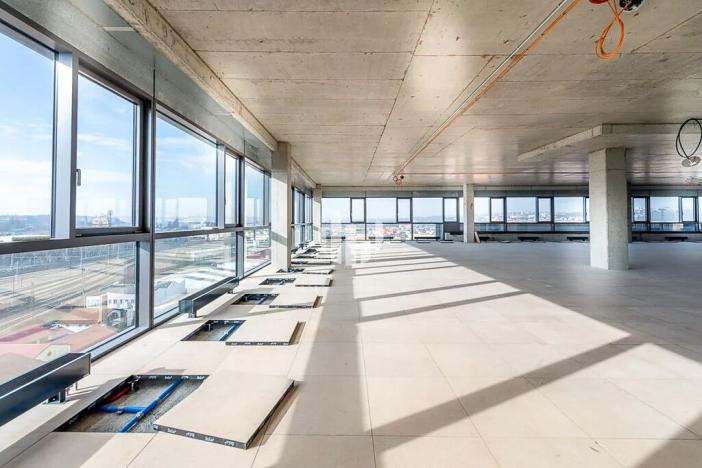 Pronájem kanceláře, Praha - Libeň, Českomoravská, 945 m2