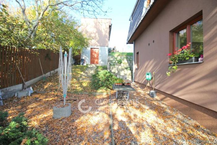 Prodej rodinného domu, Praha - Dolní Počernice, V padolině, 220 m2