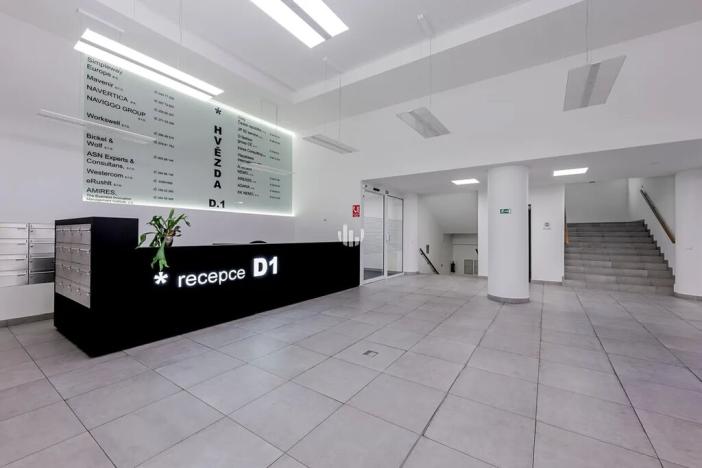 Pronájem kanceláře, Praha - Veleslavín, Na okraji, 240 m2