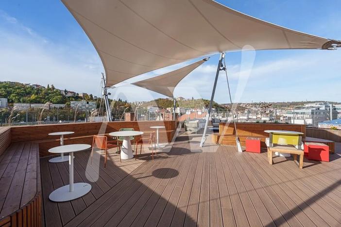 Pronájem kanceláře, Praha - Smíchov, Moulíkova, 323 m2