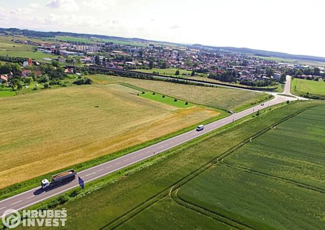 Prodej komerčního pozemku, Holice, 8945 m2