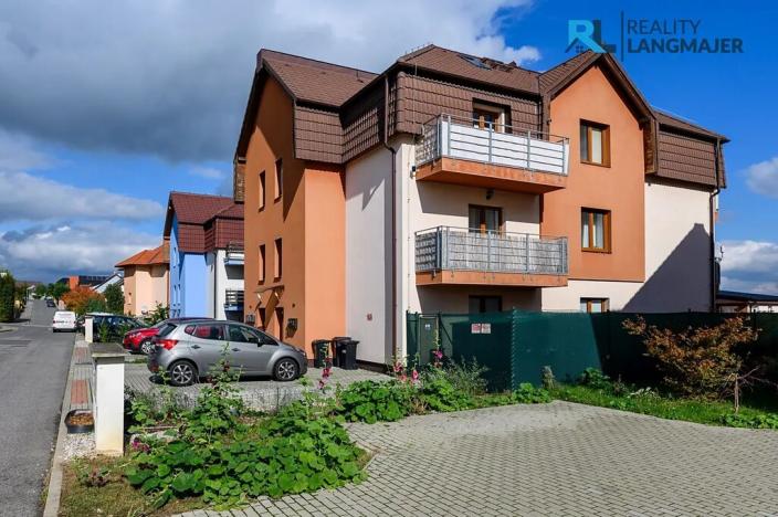 Prodej bytu 4+kk, Králův Dvůr, Na Lucberku, 132 m2