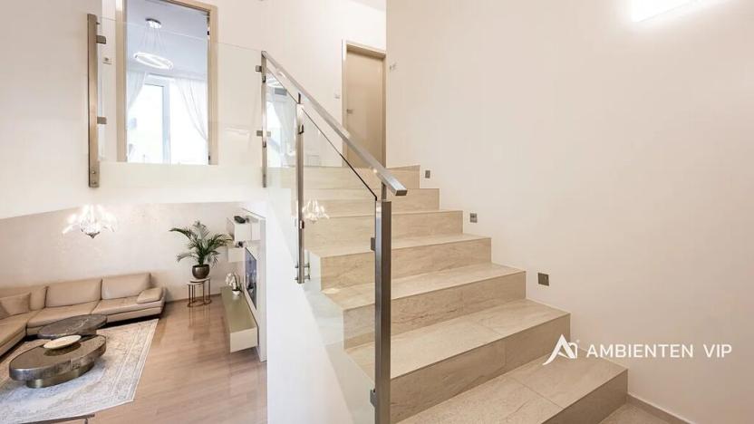 Prodej rodinného domu, Moravany, V Jámách, 320 m2