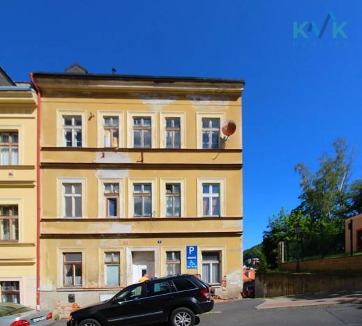 Prodej bytu 4+1, Karlovy Vary, Tylova, 89 m2