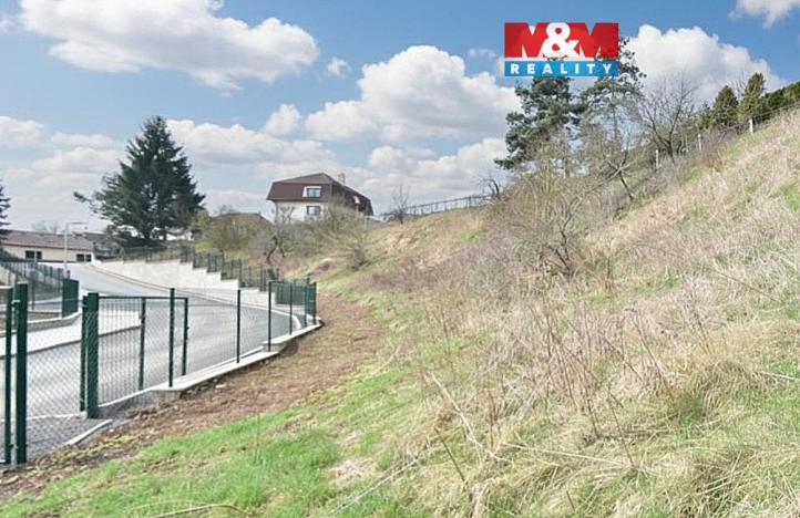 Prodej pozemku pro bydlení, Komárov, 1217 m2