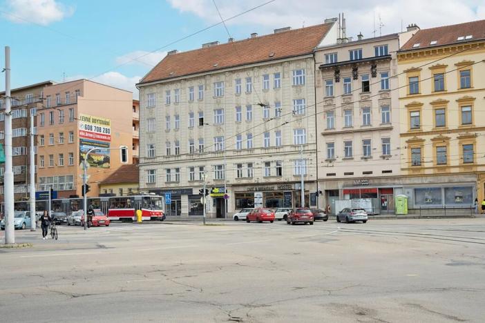 Pronájem obchodního prostoru, Brno, Křenová, 90 m2