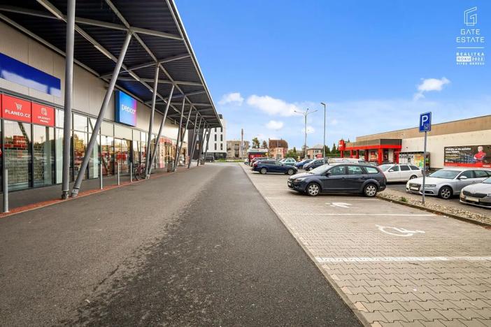 Pronájem obchodního prostoru, Holešov, Palackého, 178 m2