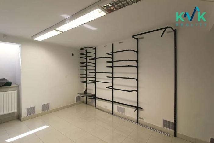 Prodej obchodního prostoru, Karlovy Vary, Mariánskolázeňská, 41 m2