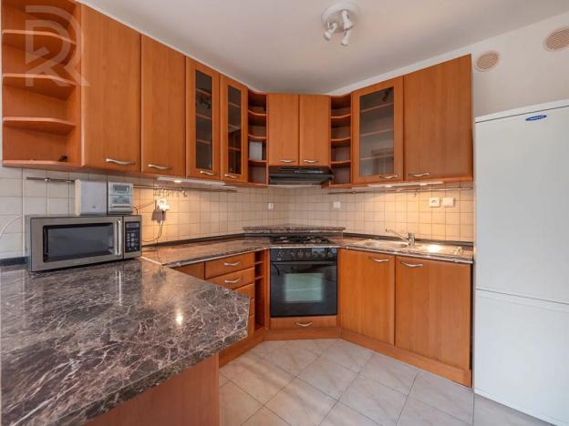 Pronájem bytu 3+kk, Praha - Kobylisy, Famfulíkova, 73 m2