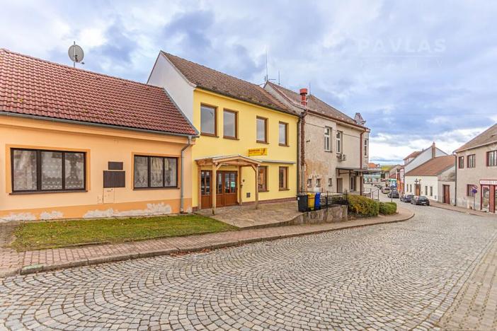 Prodej rodinného domu, Ledenice, Náměstí, 195 m2