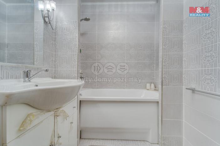 Prodej bytu 4+1, Karlovy Vary - Rybáře, Krušnohorská, 102 m2