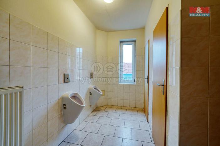 Pronájem kanceláře, Rokycany - Nové Město, Pivovarská, 1096 m2