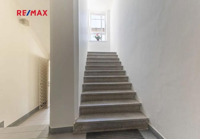 Prodej rodinného domu, Jaroměř, Husova, 770 m2