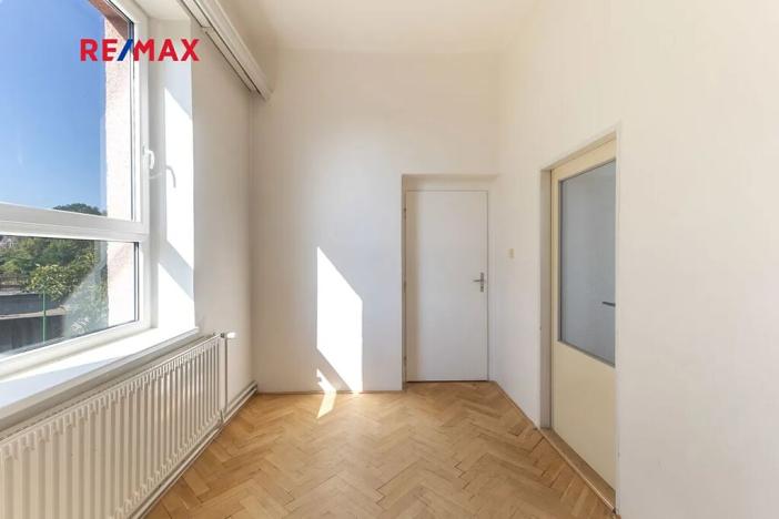 Prodej rodinného domu, Jaroměř, Husova, 770 m2