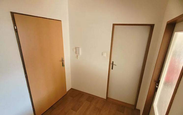 Pronájem bytu 1+kk, Ústí nad Labem, Hradiště, 33 m2