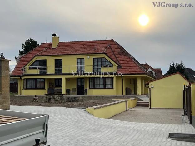 Pronájem rodinného domu, Zdiby, U Mlejnku, 430 m2