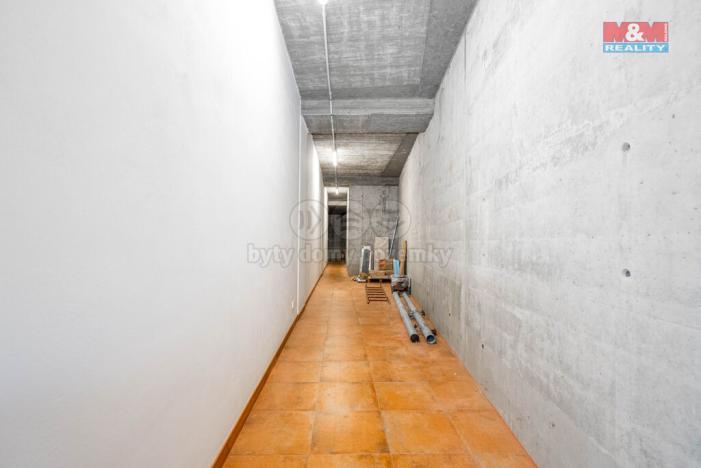 Prodej obchodního prostoru, Okrouhlo, 1076 m2