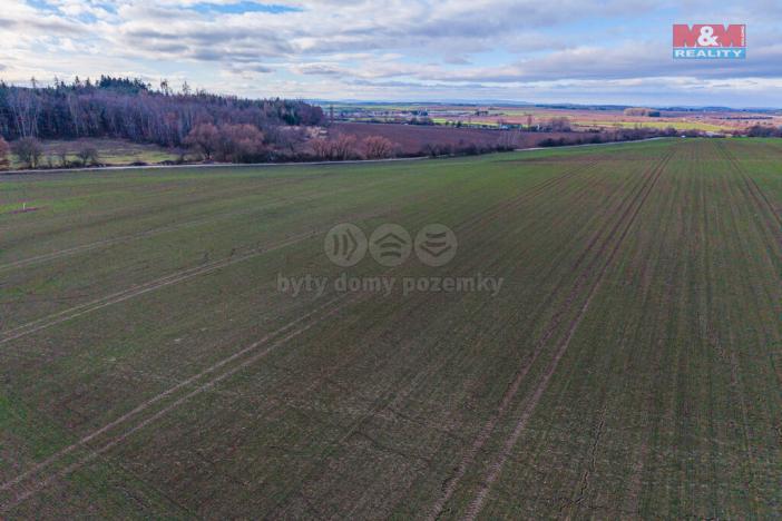 Prodej pole, Jesenice, 3690 m2