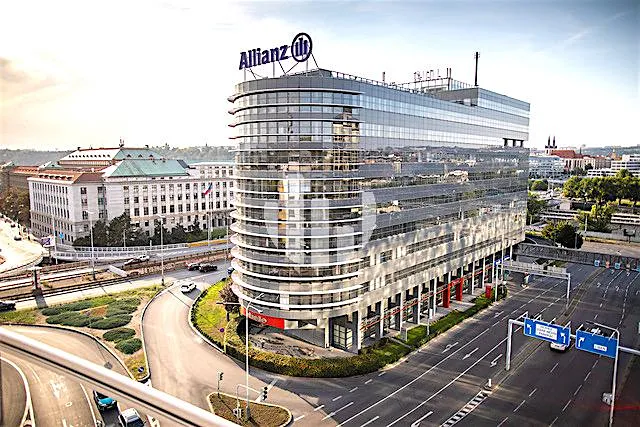 Pronájem kanceláře, Praha - Karlín, Ke Štvanici, 1330 m2