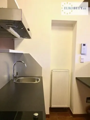 Prodej obchodního prostoru, Praha - Nusle, Na Jezerce, 74 m2