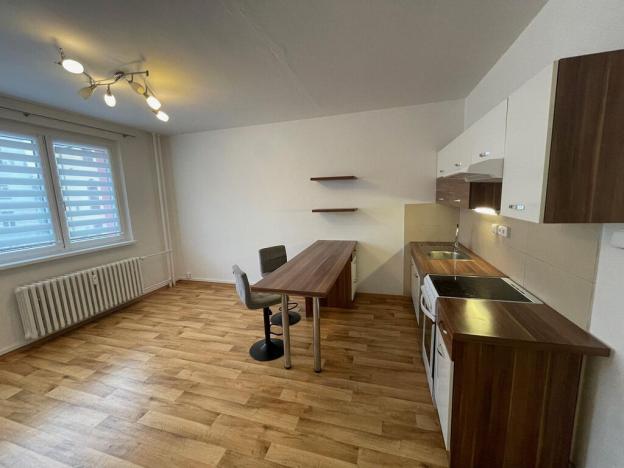 Pronájem bytu 2+kk, Jablonec nad Nisou, Lípová, 41 m2