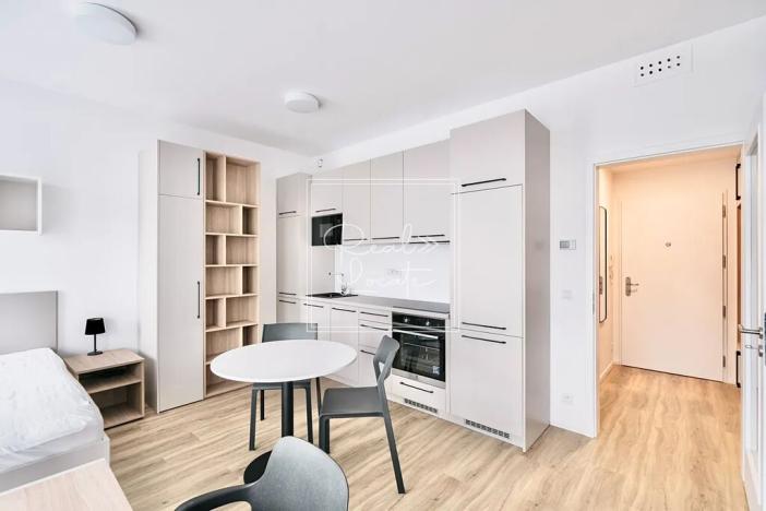 Pronájem bytu 1+kk, Praha - Vysočany, Jandova, 36 m2