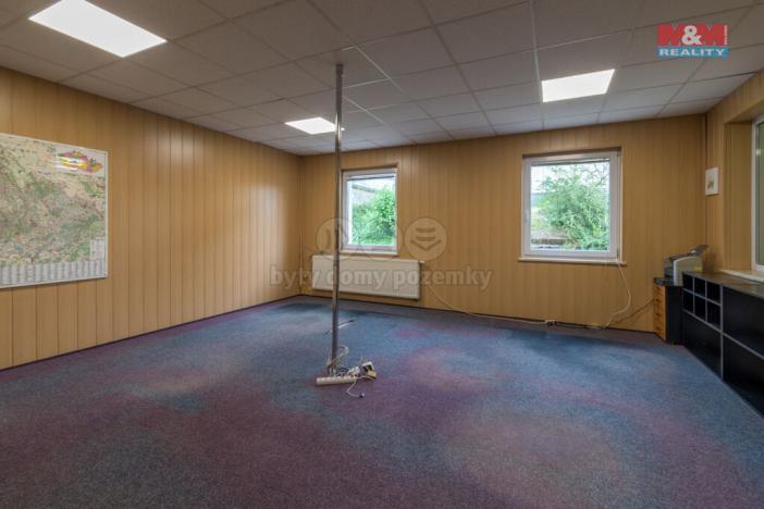 Pronájem skladu, Třanovice, 550 m2