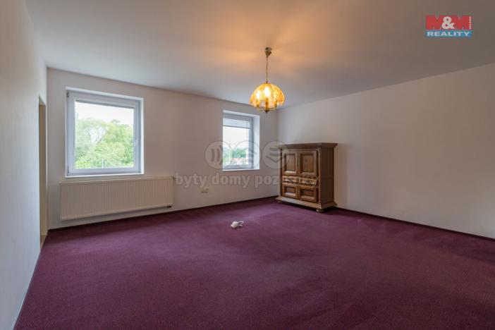 Pronájem kanceláře, Třanovice, 550 m2