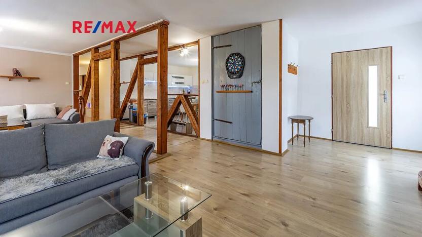 Prodej rodinného domu, Žandov, 296 m2