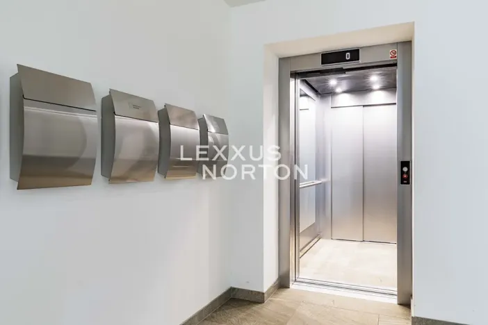 Prodej bytu 2+kk, Praha - Bubeneč, Rooseveltova, 122 m2