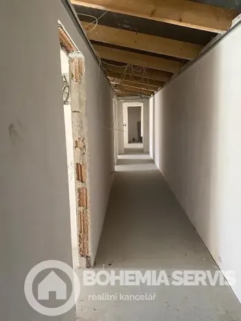 Prodej vícegeneračního domu, Staré Hradiště, 750 m2
