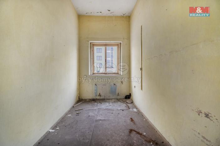 Prodej rodinného domu, Bílina, 1200 m2