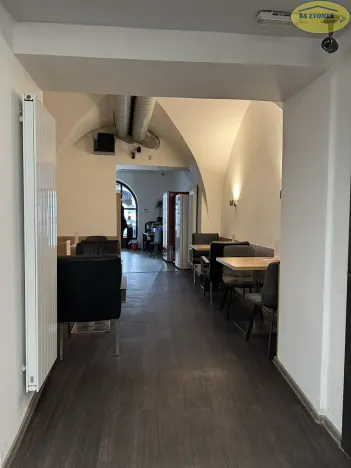 Prodej obchodního prostoru, Kroměříž, Velké náměstí, 242 m2