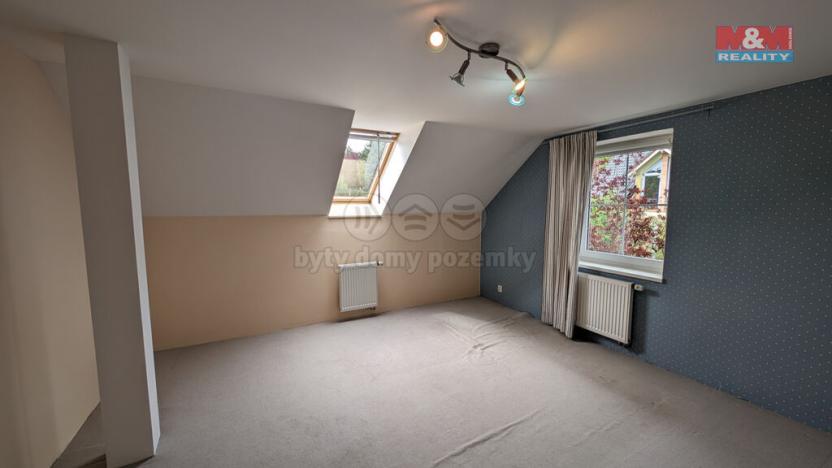 Prodej rodinného domu, Panenské Břežany, Vilová, 200 m2