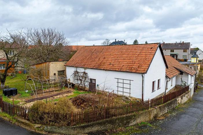 Prodej rodinného domu, Buš, 104 m2