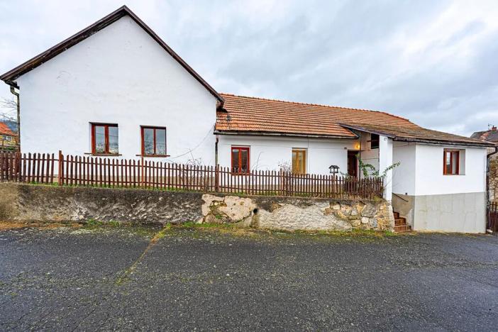 Prodej rodinného domu, Buš, 104 m2