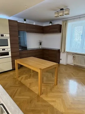 Pronájem bytu 3+kk, Praha - Žižkov, Žerotínova, 60 m2