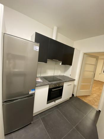 Pronájem bytu 2+kk, Praha - Vysočany, 52 m2